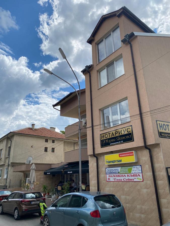 Стаи За Гости Маринови Provadiya Exterior photo
