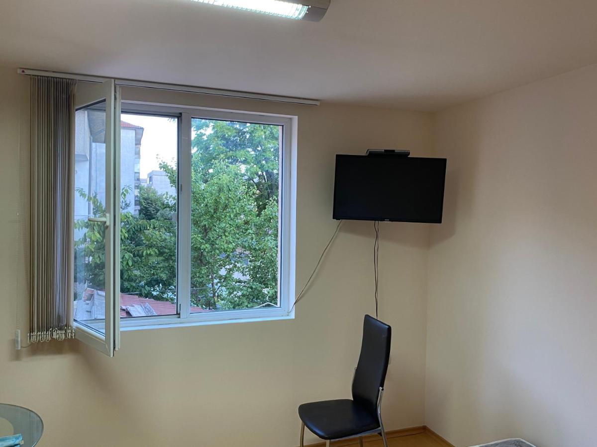 Стаи За Гости Маринови Provadiya Exterior photo